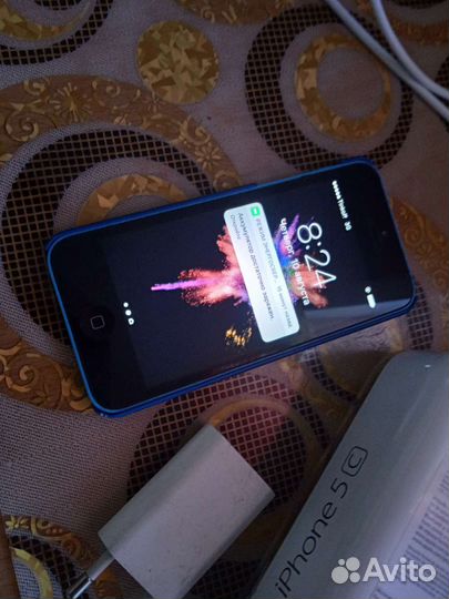 Телефон iPhone 5с