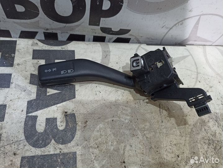 Переключатель подрулевой левый Volkswagen Golf 5