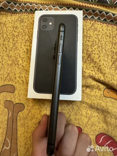 iPhone 11, 64 ГБ