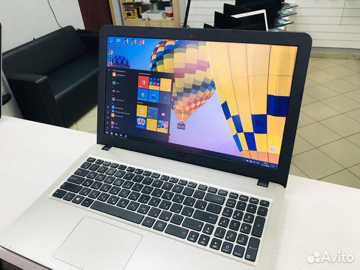 Ноутбук Asus core i3-5005/4gb/500gb/HD5500