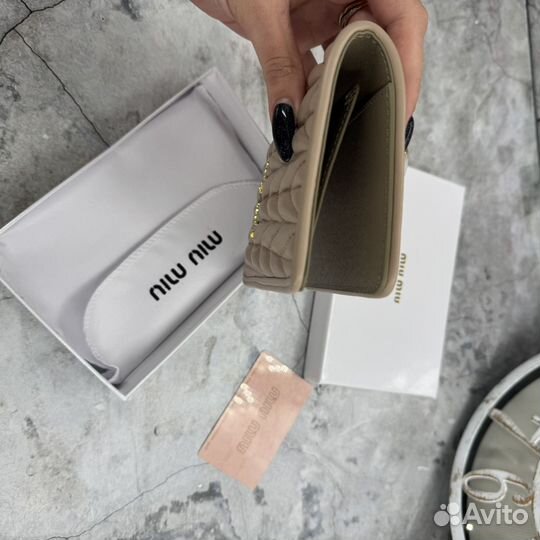 Обложка Miu Miu на паспорт