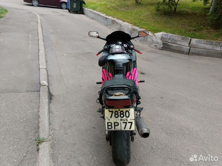 Мотоцикл Honda CBR 600 f2