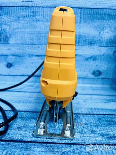 Электролобзик deko DKJ850