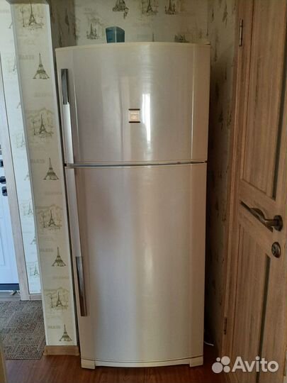 Холодильник sharp