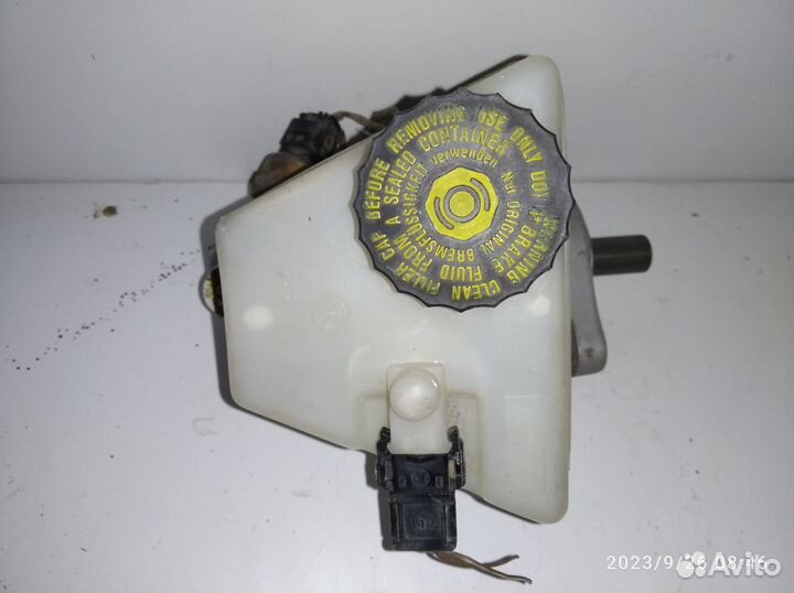 Главный тормозной цилиндр Mersedes Benz W210