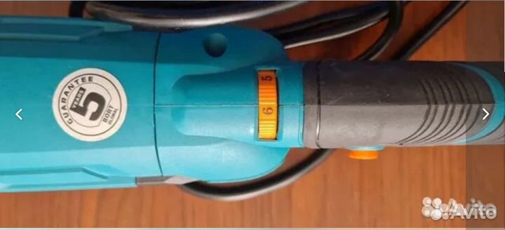 Полировальная машина Bort BWS-1405-R