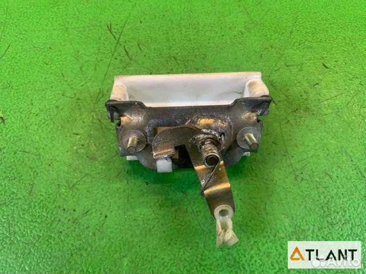 Ручка задней двери задний mitsubishi pajero