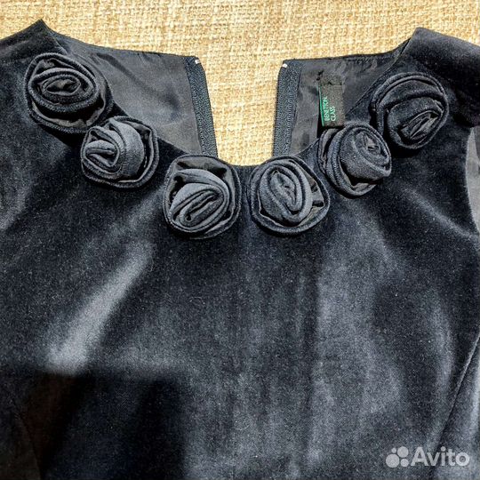 Нарядное платье для девочки 116- 122