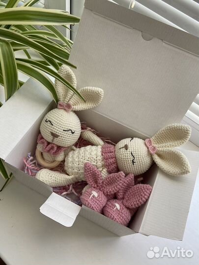 Вязаный набор для новорожденного