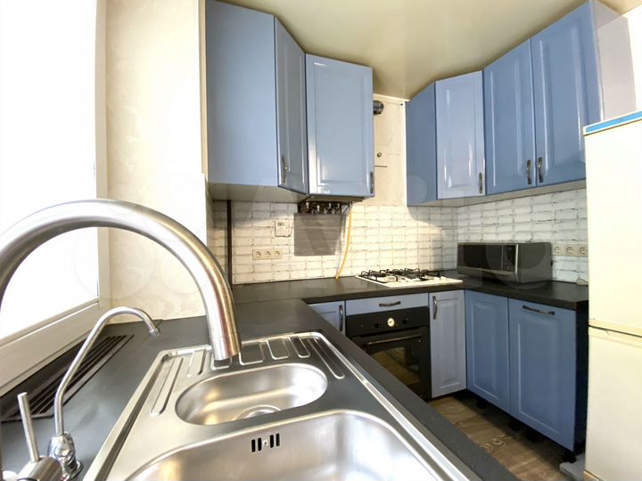 2-к. квартира, 44 м², 1/3 эт.