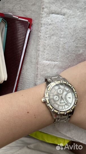Часы guess женские
