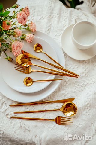 Набор столовых приборов (24 предмета с кейсом)