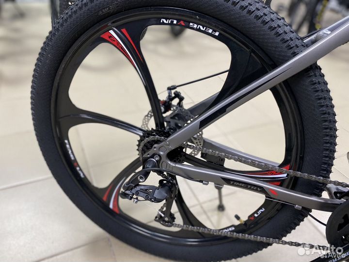 Велосипед на литых дисках