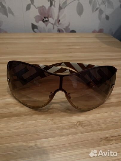 Givenchy солнцезащитные очки