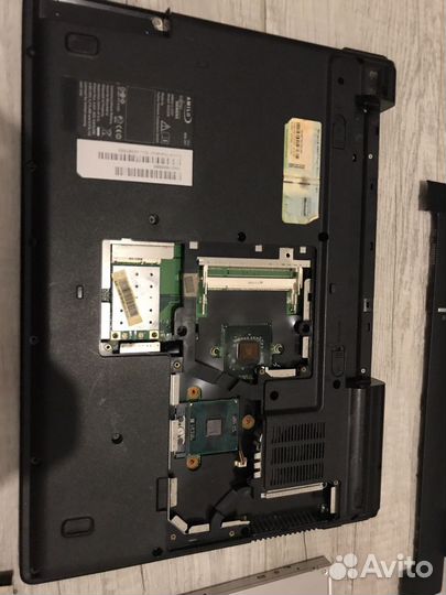 Ноутбук fujitsu siemens Amilo Li 2727 по запчастям