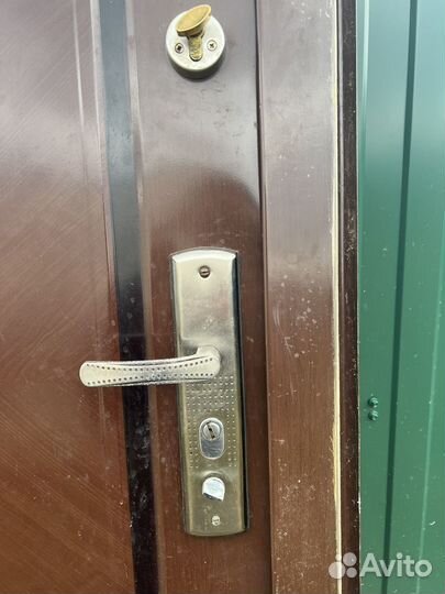 Дверь входная металлическая уличная