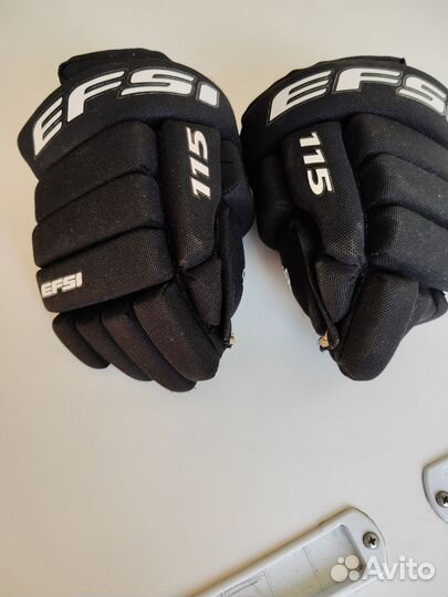 Набор: Хоккейный шлем+краги+налокотники