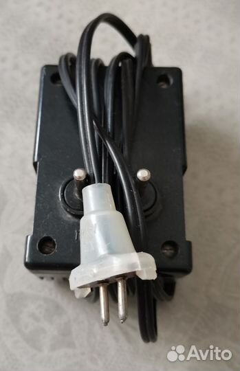 Зарядки. Удлиннители. Наушники. Блок питания