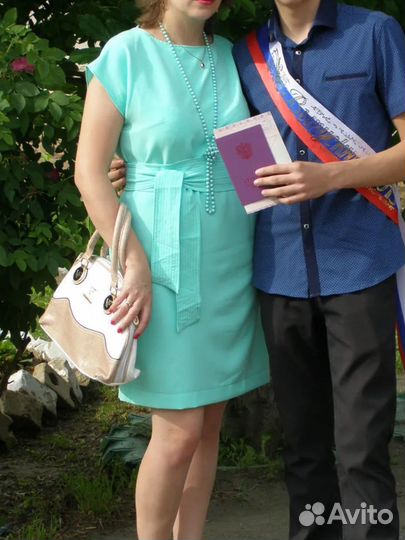 Платье праздничное