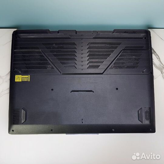 Продаю игровой ноутбук Mechrevo Jiaolong 16k