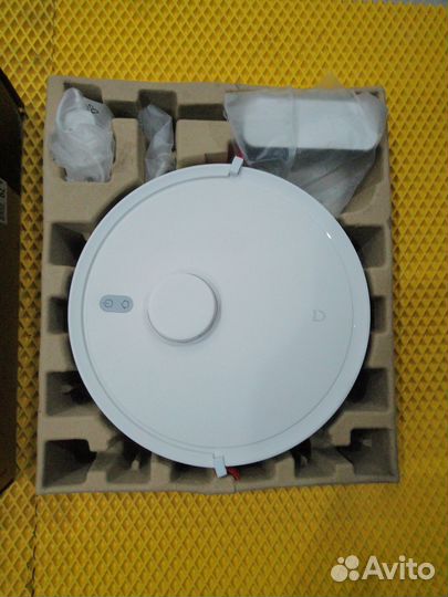 Робот пылесос xiaomi c103