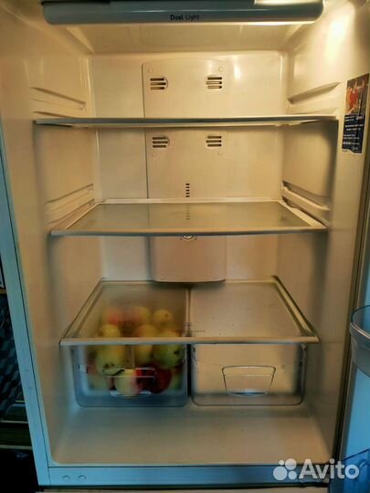 Холодильник Indesit