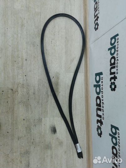 Уплотнитель передней левой двери 80831-JD000