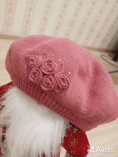 Берет женский вязаный