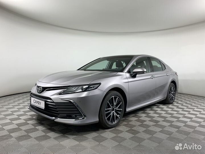 Toyota Camry 2.5 AT, 2022