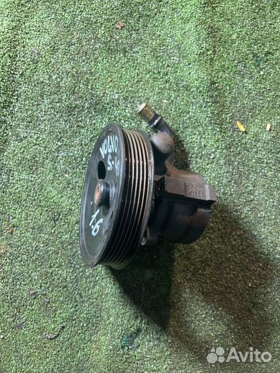 Насос гура Volvo S40 1.6