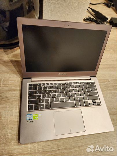 Asus ZenBook UX303, core i5, 480SSD, nvidia 940m