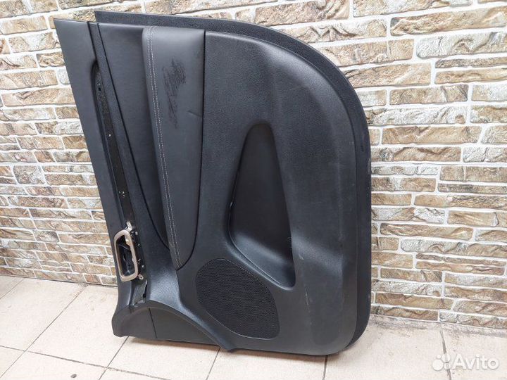 Обшивка боковой двери передняя правая Jeep Grand