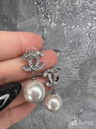 Серьги Chanel