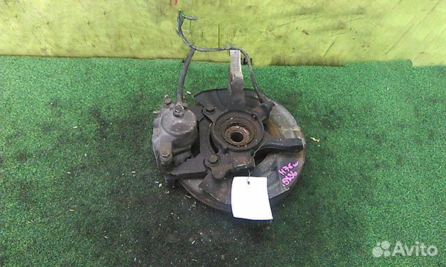 Кулак поворотный левый Mitsubishi Pajero IO