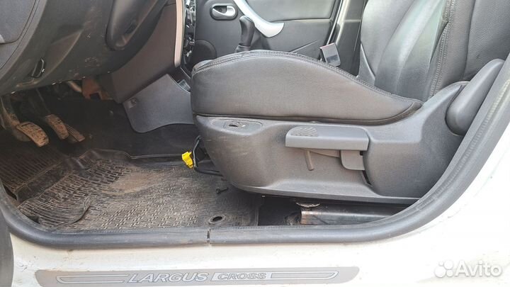 Переходники для установки сидений в logan