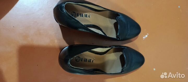 Туфли женские 35 размер черные