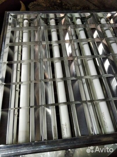 Светильник потолочный