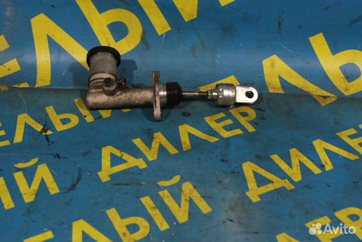 Главный цилиндр сцепления Hyundai Galloper jkc4