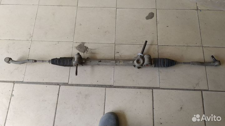 Рулевая рейка Тойота витц scp90