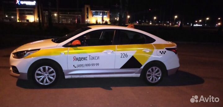 Аренда hyundai Solaris 2 Yandex