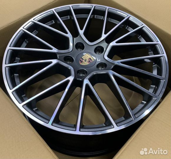 Диски RS spider на Porsche Cayenne 3 R21