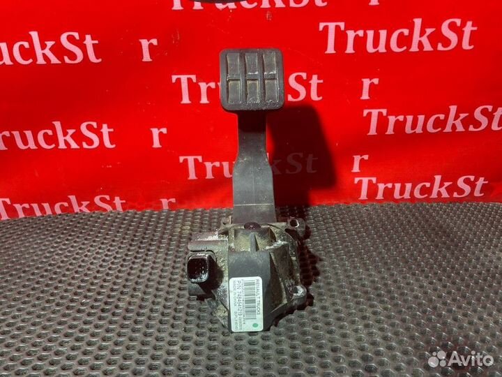 Педаль акселератора Renault T