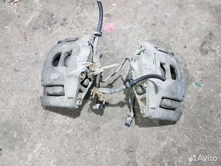 Суппорт передний audi a6 c6