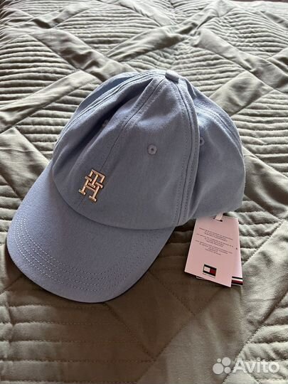 Кепка новая tommy оригинал