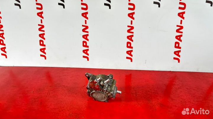 Вакуумный насос Audi A6 C6 2.0 BRE TDI 2006