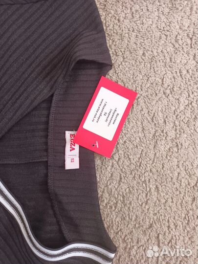 Костюм с юбкой женский