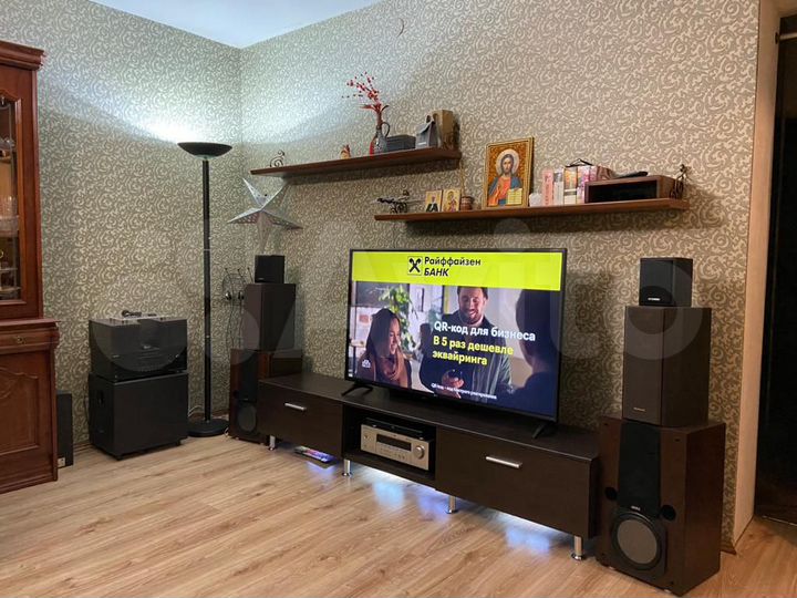 3-к. квартира, 83 м², 2/4 эт.