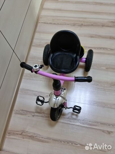 Трехколесный велосипед для девочки