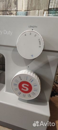 Швейная машина singer