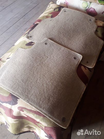 Коврики на Ниссан Кашкай и Тойоту рав 4